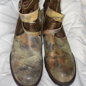 Spring Step Distressed Multi-Tone Leather Heeled Ankle Boots